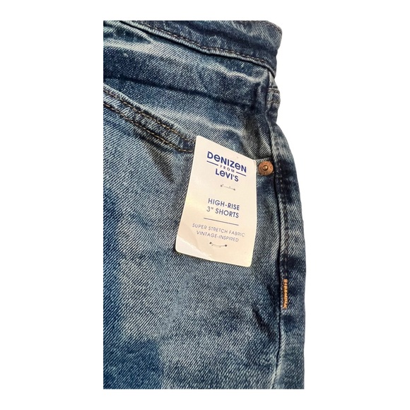 NWT DENIZEN BY LEVIS JEAN SHORTS - Picture 4 of 5